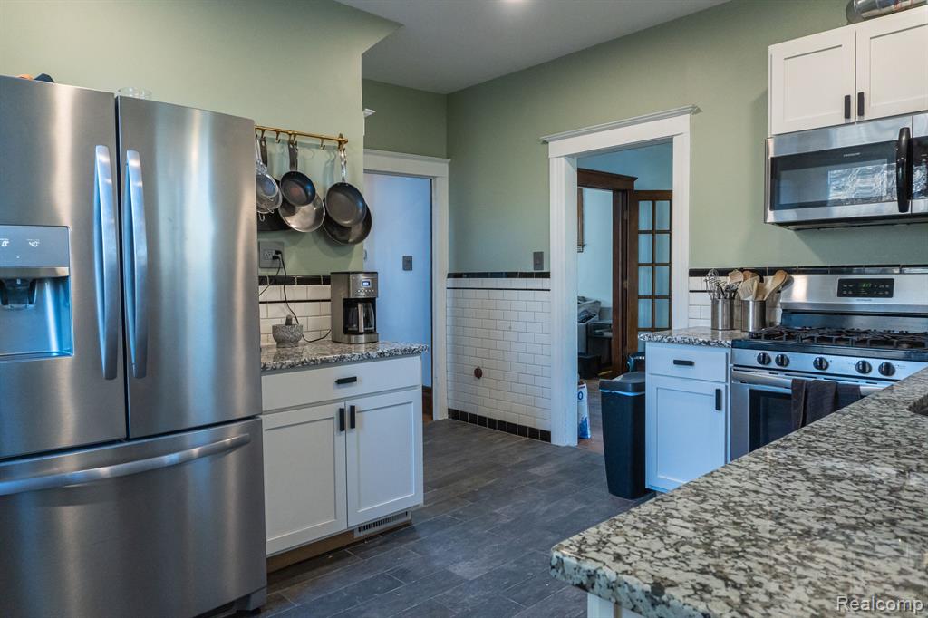 73 TENNYSON Street, Highland Park, MI 48203 — Photo 4