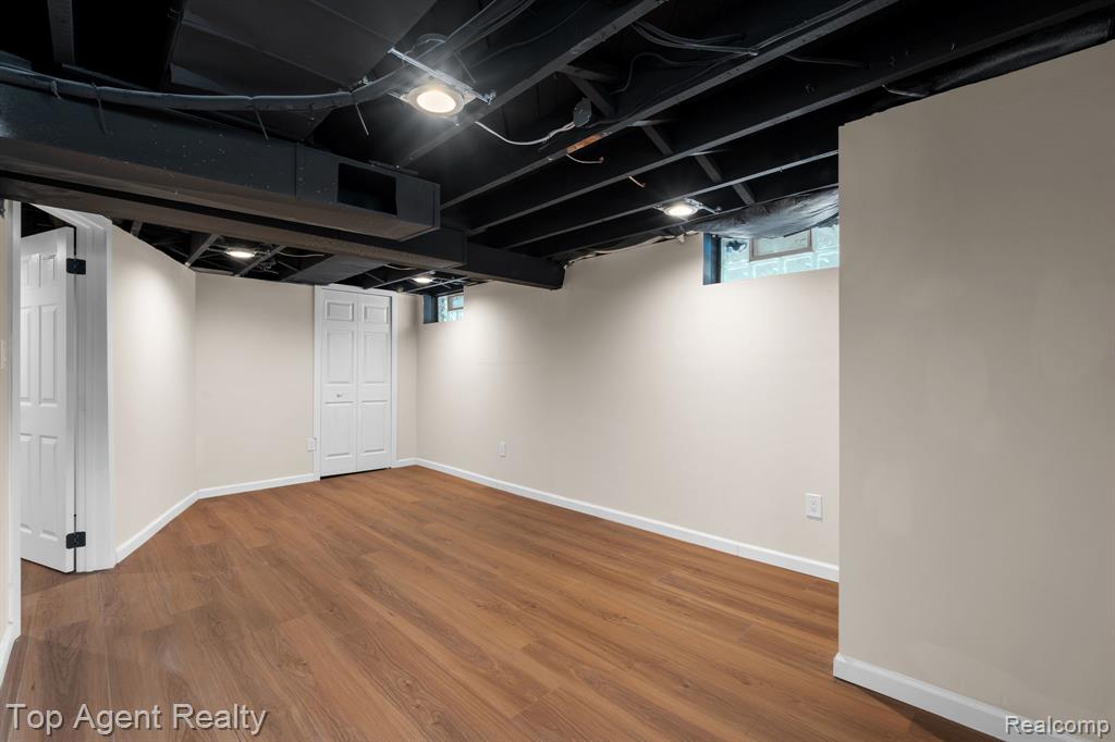 4048 Royal Avenue, Berkley, MI 48072 — Photo 26