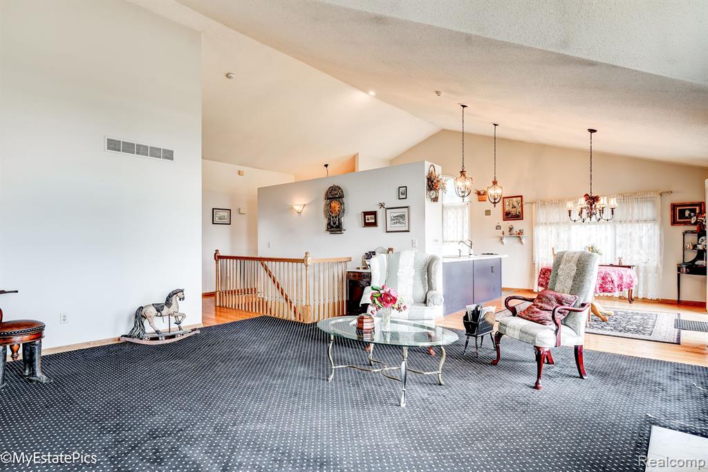 1807 PEBBLE CREEK Drive, Canton, MI 48188 — Photo 11