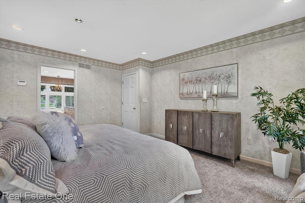 5161 Ledgewood Drive, Commerce Twp, MI 48382 — Photo 25