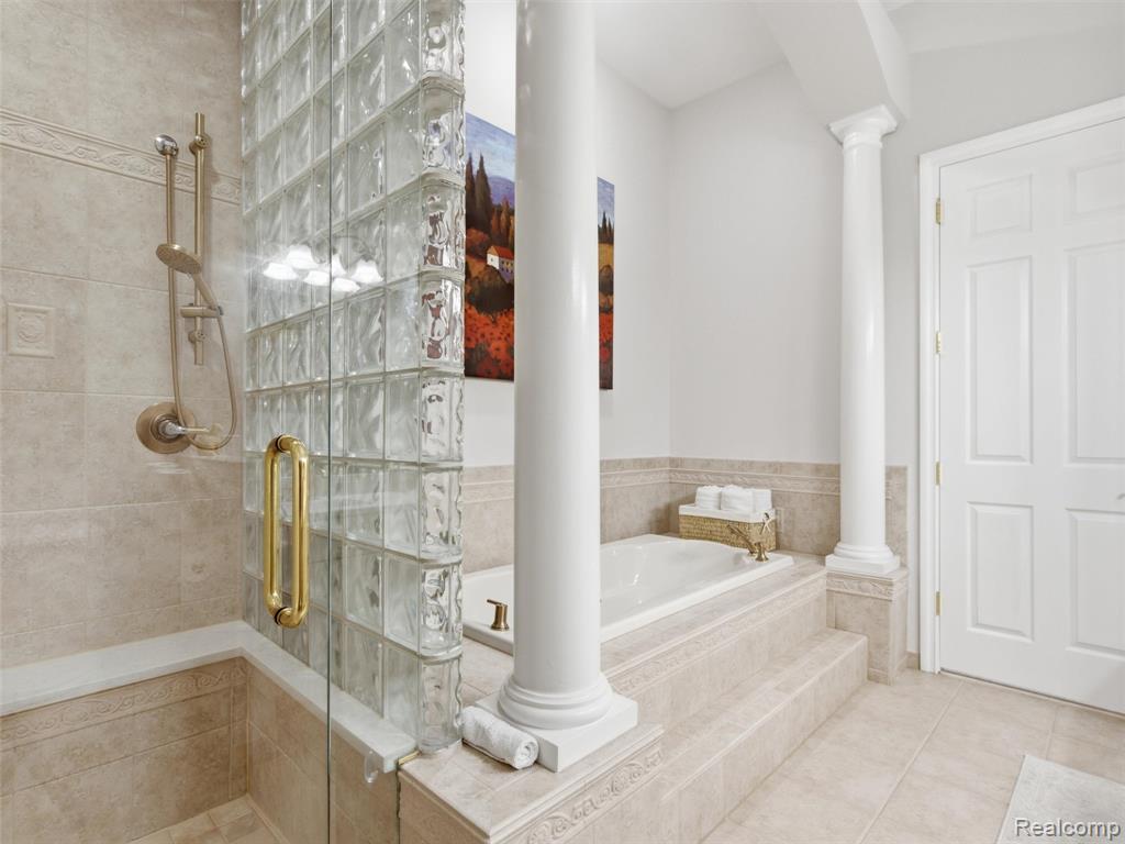 6728 Cascade Court, Clarkston, MI 48348 — Photo 32