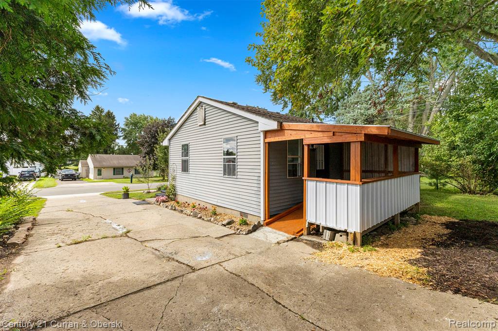 444 S Ridge Street, South Lyon, MI 48178 — Photo 27