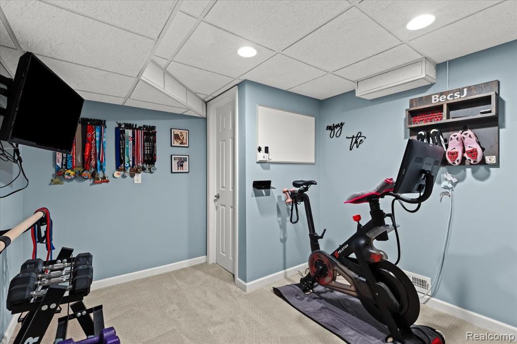 45030 Glengarry Road, Canton, MI 48188 — Photo 21