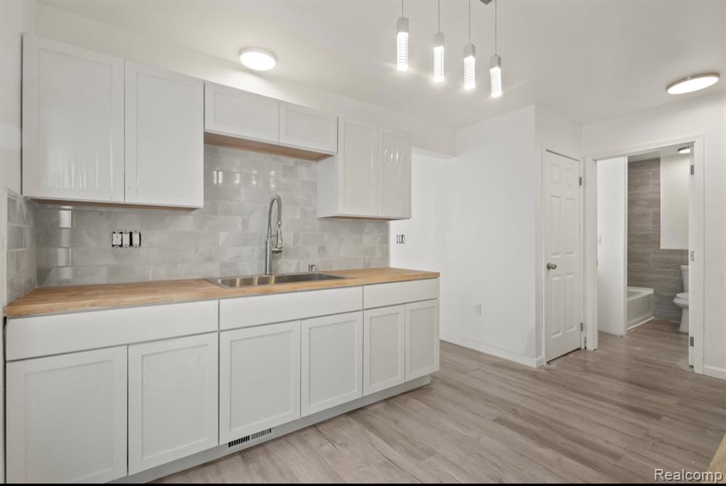 4688 French Road, Detroit, MI 48214 — Photo 10