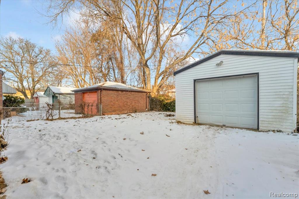 16874 Coyle Street, Detroit, MI 48235 — Photo 29