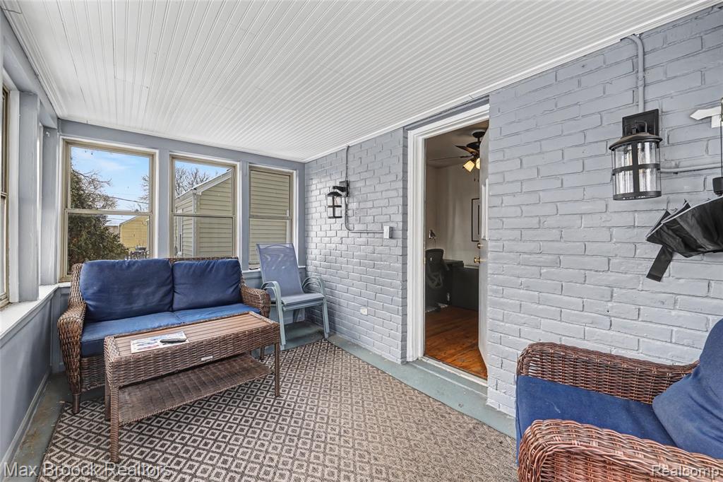 823 McLean Avenue, Royal Oak, MI 48067 — Photo 16