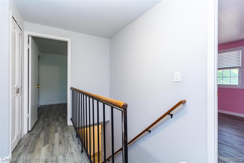 1658 Brentwood Drive, Troy, MI 48098 — Photo 23