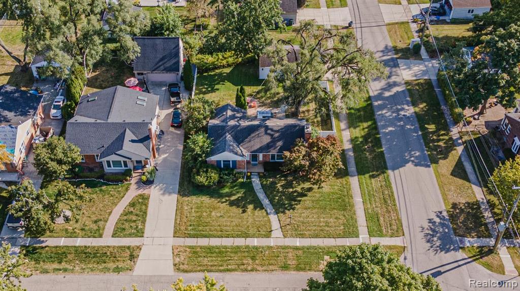 16991 Kirkshire Avenue, Beverly Hills, MI 48025 — Photo 34