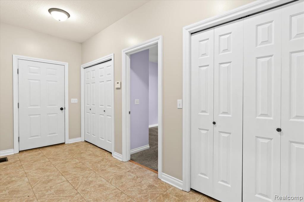 6318 MAPLE Avenue, Swartz Creek, MI 48473 — Photo 26