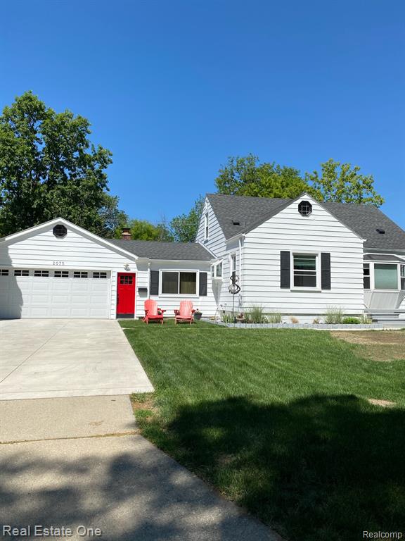 2075 Deering Street, Garden City, MI