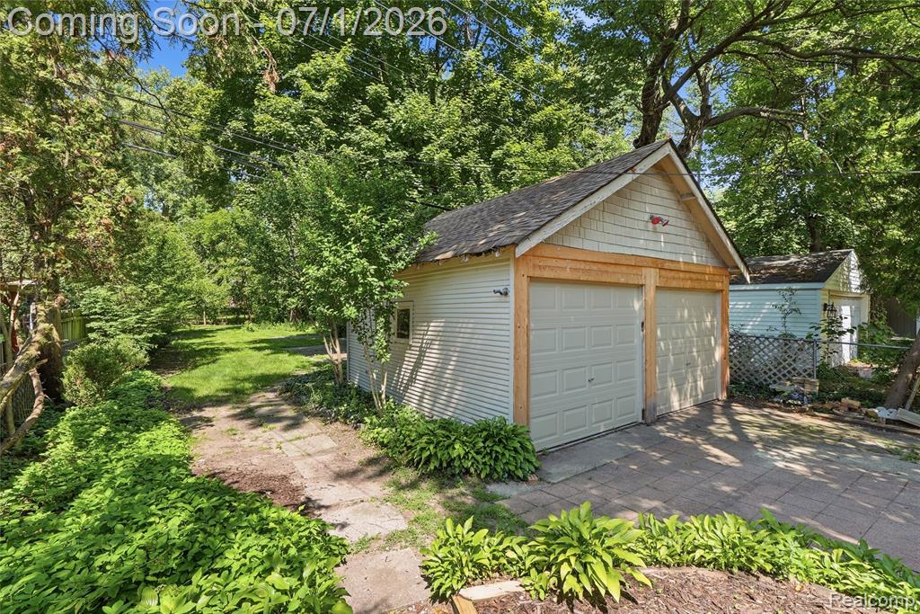 715 Laprairie Street, Ferndale, MI 48220 — Photo 30