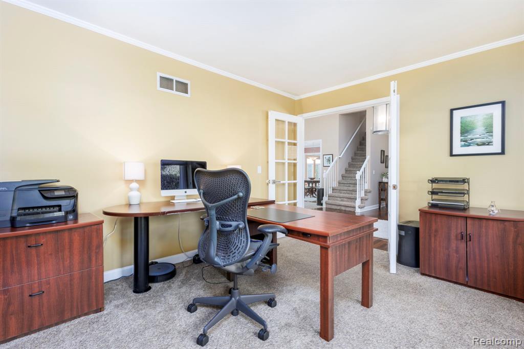 6572 Forest Park Drive, Troy, MI 48098 — Photo 39