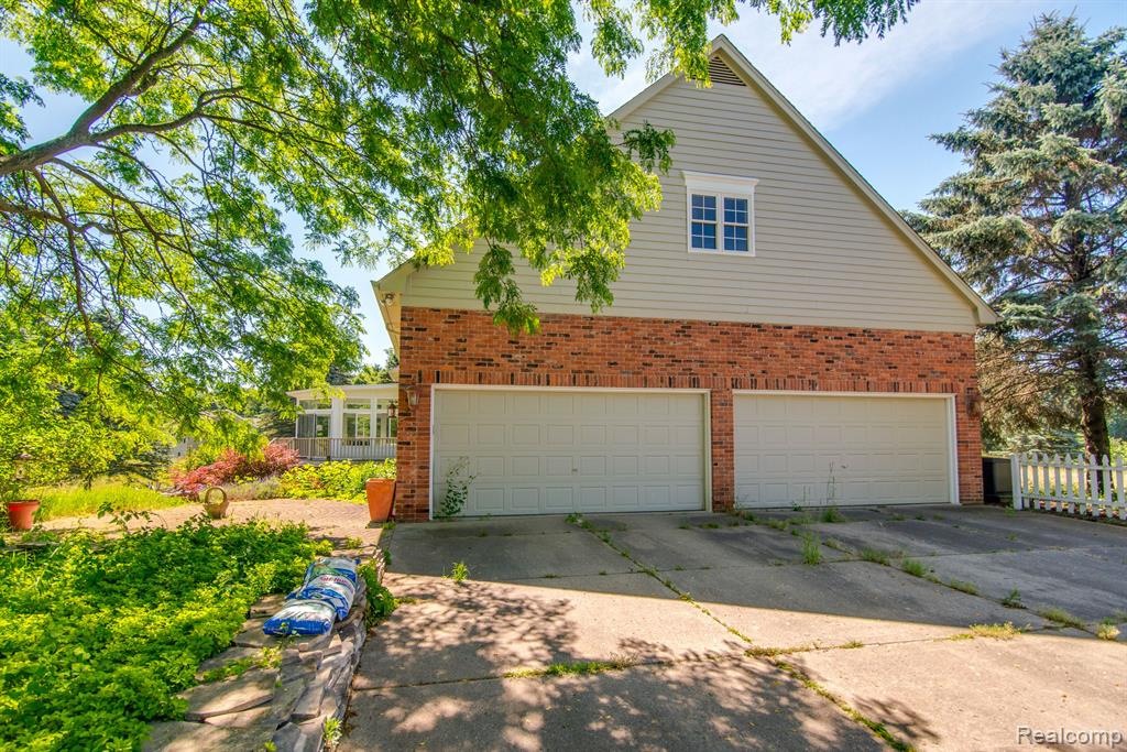 4090 PERRYVILLE Road, Ortonville, MI 48462 — Photo 49