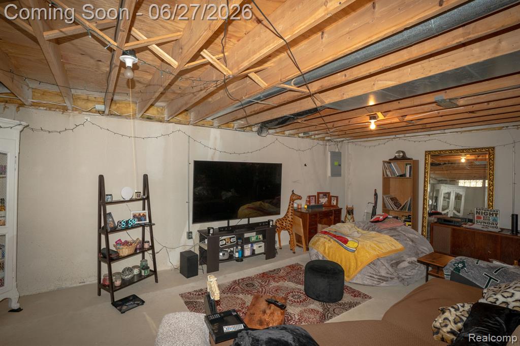 4044 Heatherwood Court, Warren, MI 48092 — Photo 17
