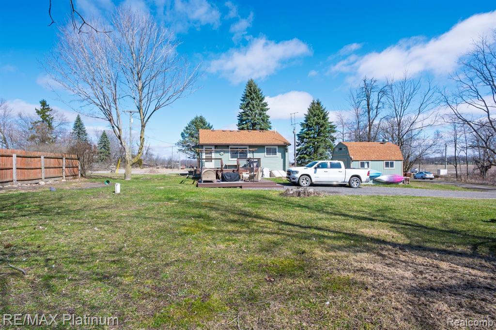 7285 MASON Road, Fowlerville, MI 48836 — Photo 32