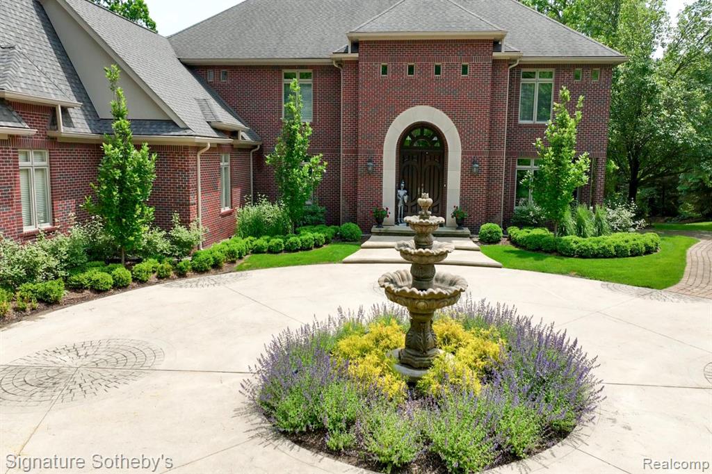 5001 FOREST VALLEY, Clarkston, MI 48348 — Photo 4