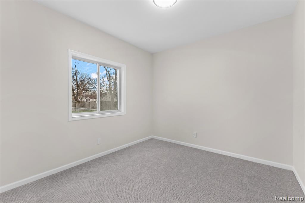 4833 Harding St, Dearborn Heights, MI 48125 — Photo 37