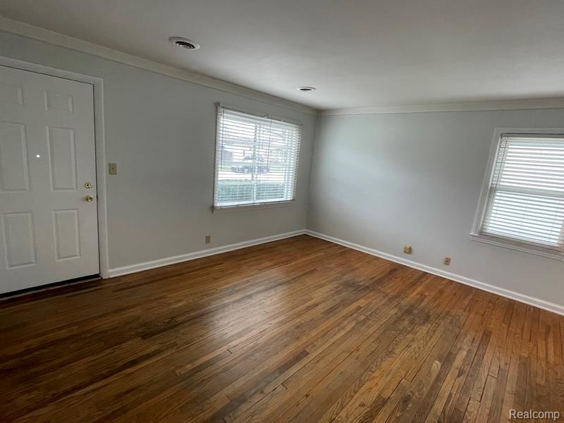 26604 GROVELAND Street, Madison Heights, MI 48071 — Photo 5