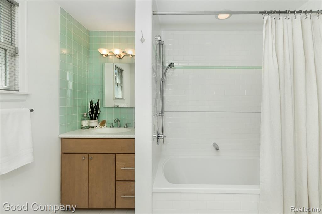 515 Potter Avenue, Royal Oak, MI 48067 — Photo 29