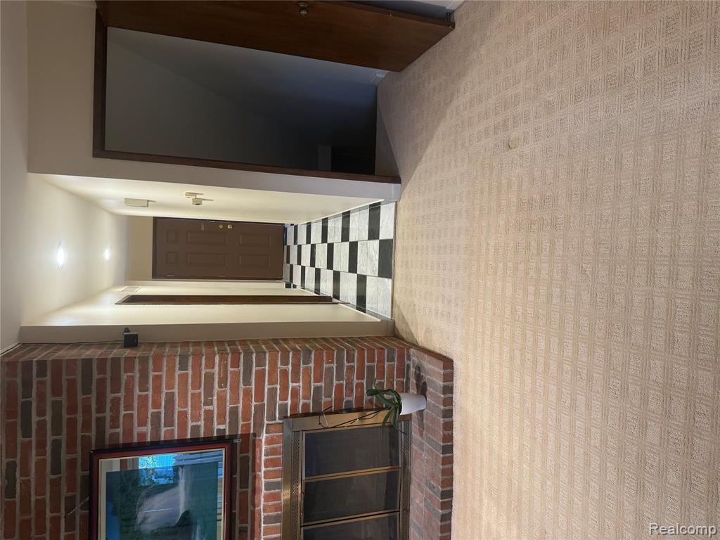 6302 Laurentian Court, Flint, MI 48532 — Photo 8