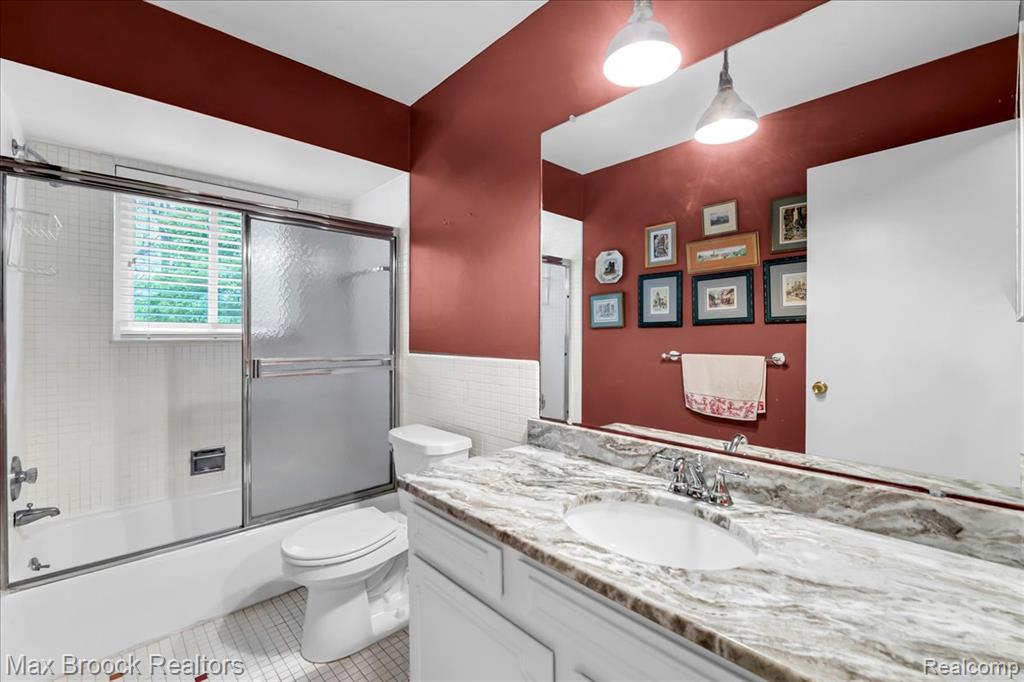 1711 Huntingwood Lane, C, Bloomfield Hills, MI 48304 — Photo 16