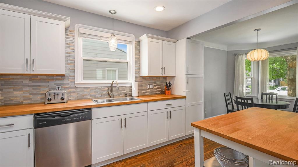810 N GAINSBOROUGH Avenue, Royal Oak, MI 48067 — Photo 11
