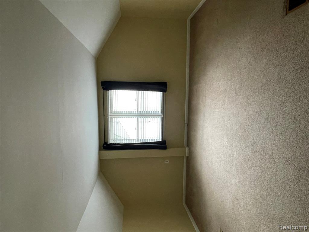 823 E 2nd Street, Royal Oak, MI 48067 — Photo 18