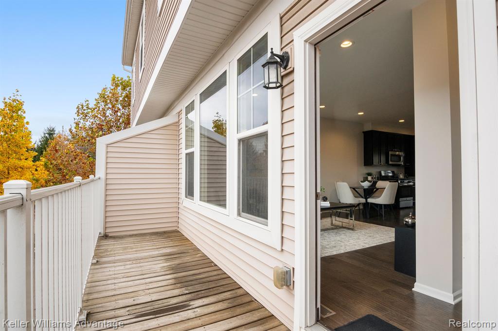 419 WRIGHT Street, Wixom, MI 48393 — Photo 19