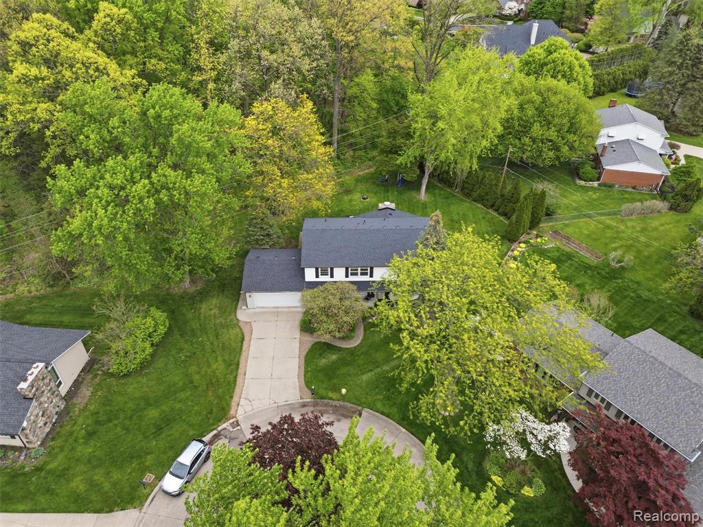 37296 Maple Leaf Court, Clinton Twp, MI 48036 — Photo 57