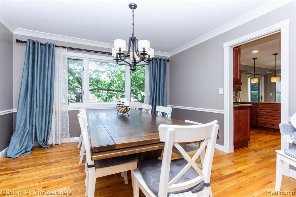 671 Bridgestone Drive, Rochester Hills, MI 48309 — Photo 9
