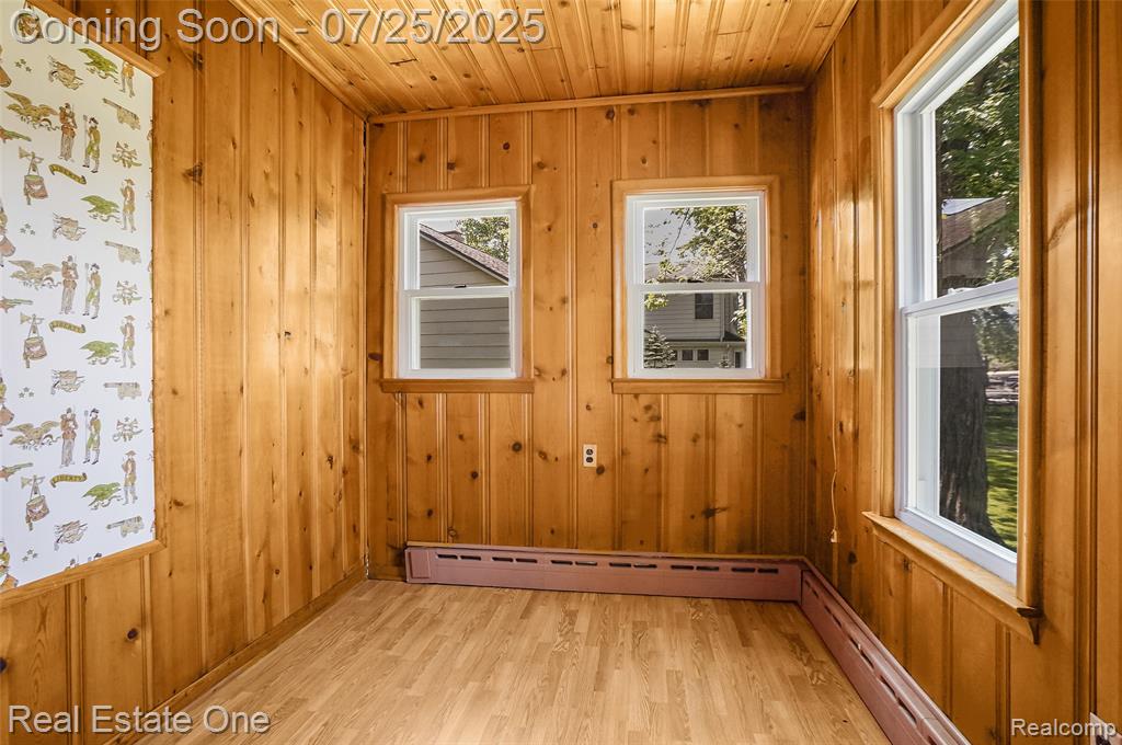 8802 Riverside Drive, Brighton, MI 48116 — Photo 17