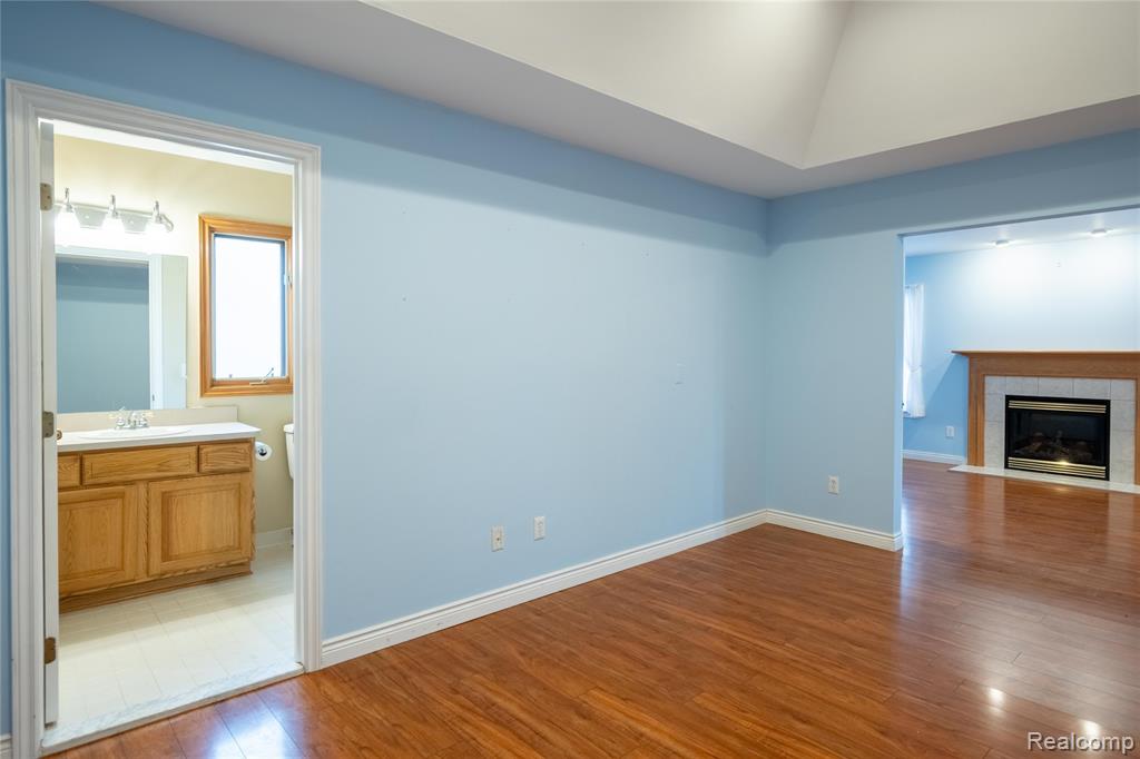 54676 Carnation Drive, Macomb, MI 48042 — Photo 25