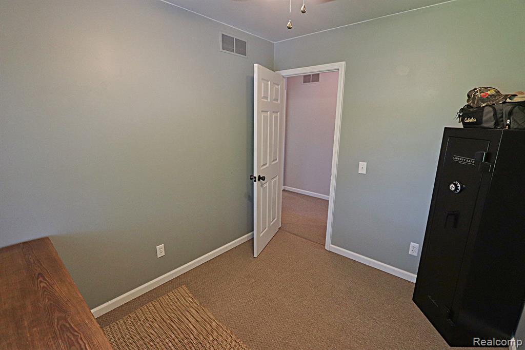 7655 WHEELER Road, Whitmore Lake, MI 48189 — Photo 37