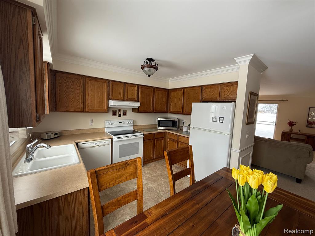 774 COUNTRY CLUB Drive, Saint Clair Shores, MI 48082 — Photo 19