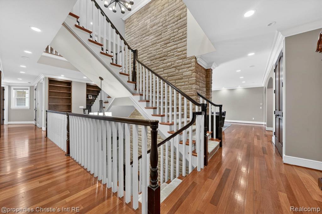 1330 Oxford Road, Beverly Hills, MI 48304 — Photo 10