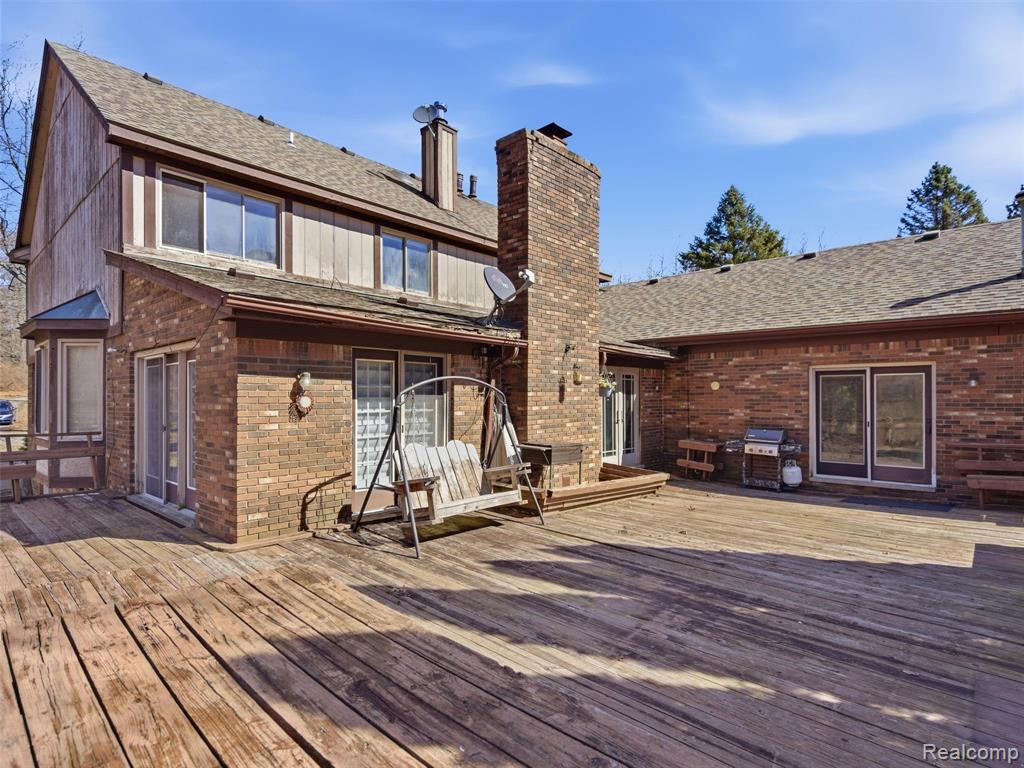 6400 Bridle Lane, Highland, MI 48356 — Photo 31