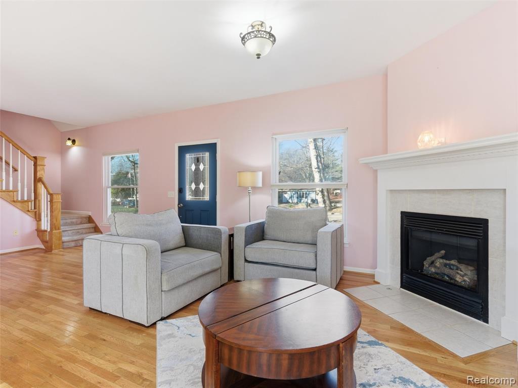 7640 Clintonville Road, Clarkston, MI 48348 — Photo 5