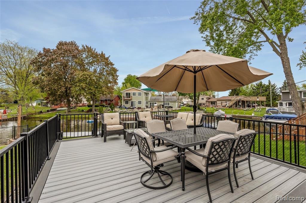 9474 Thames Boulevard, White Lake, MI — Photo 29