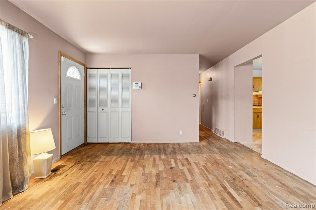 5428 Farmhill Road, Flint, MI 48505 — Photo 13