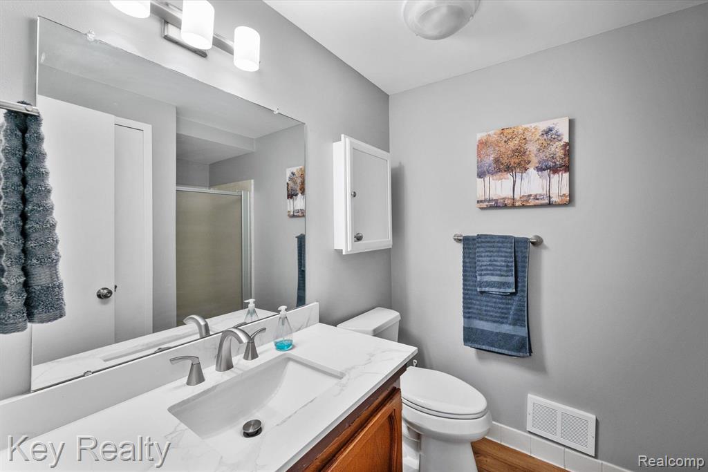 1100 WASHINGTON Circle, Northville, MI 48167 — Photo 20