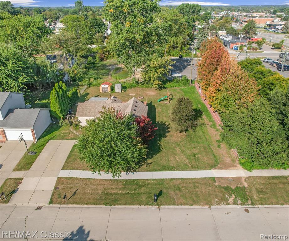 2185 Oakview Drive, Canton, MI 48187 — Photo 4