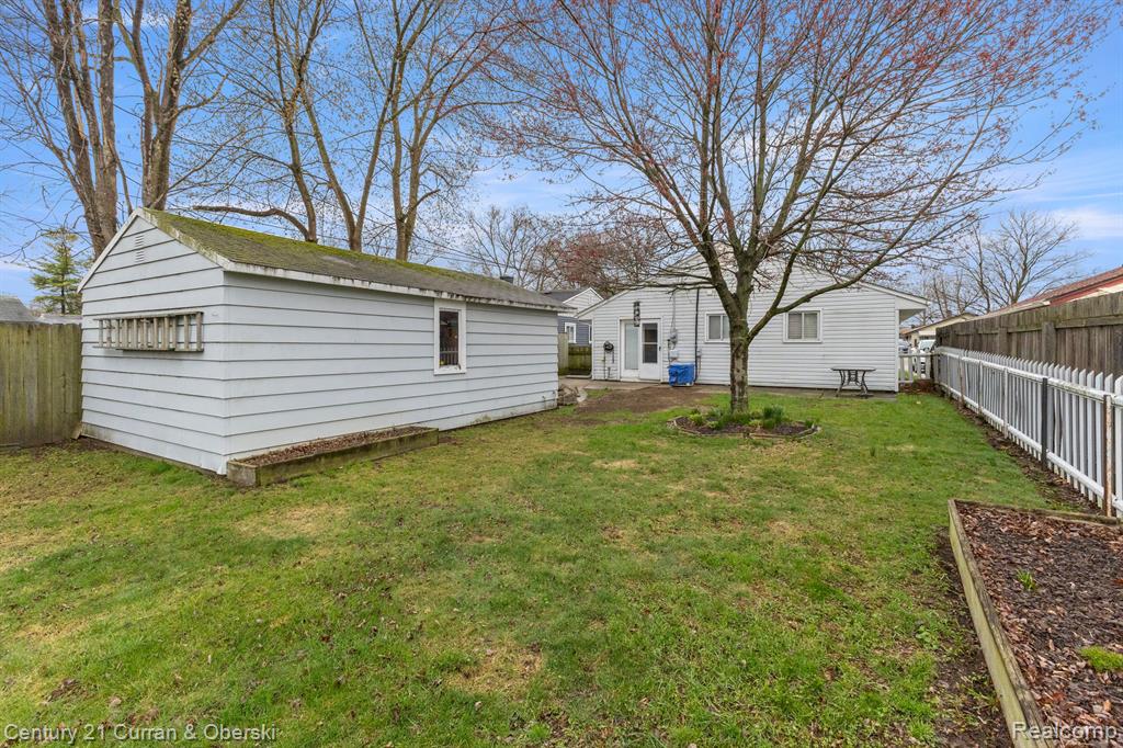 7855 WILLIAM Street, Taylor, MI 48180 — Photo 20
