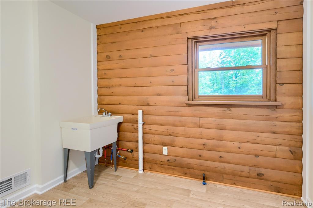 1077 Hadley Road, Lapeer, MI 48446 — Photo 34