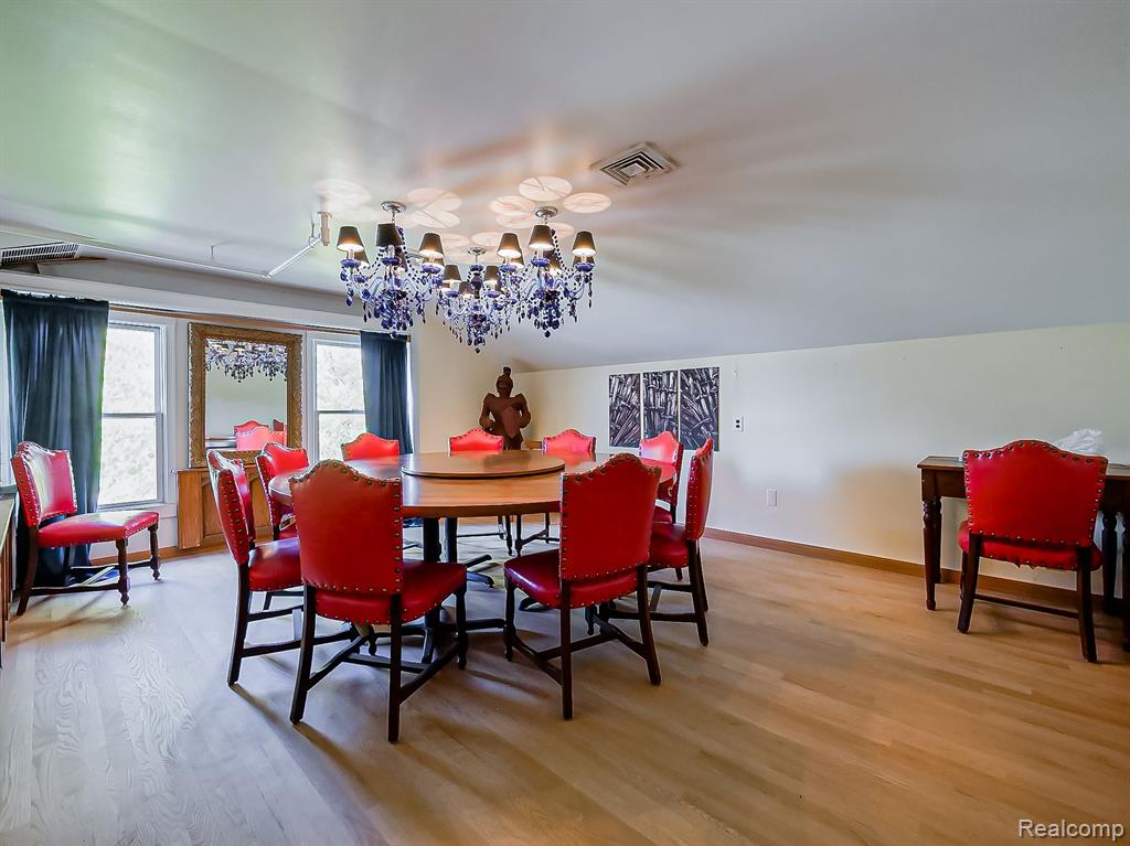 801 S LAPEER Road, Lake Orion, MI 48362 — Photo 57