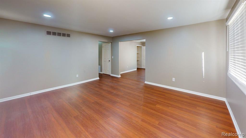 1357 Hampshire Drive, Canton, MI 48188 — Photo 5