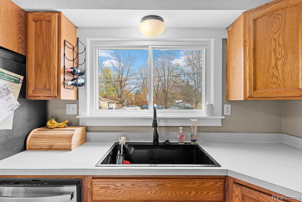 5482 Grand Blanc Road, Swartz Creek, MI 48473 — Photo 15
