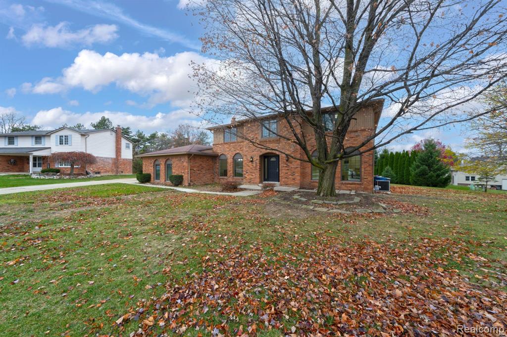 982 LANGLEY Road, Rochester Hills, MI 48309 — Photo 37