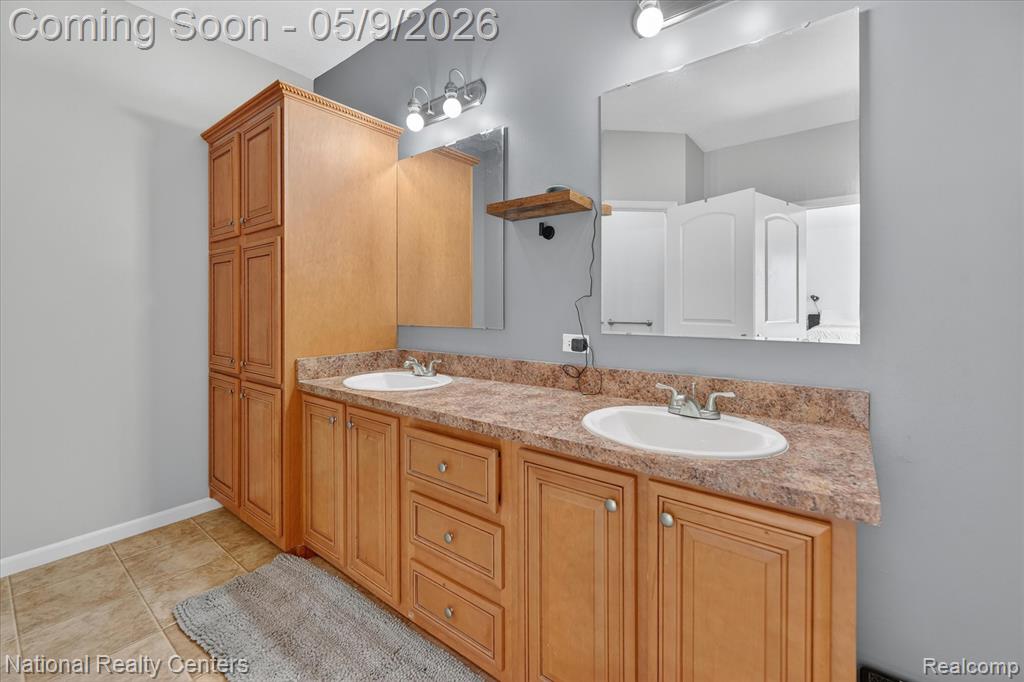 56536 Briar Meadow Road, South Lyon, MI 48178 — Photo 30