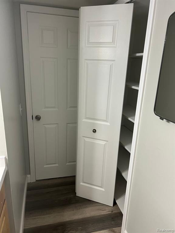 202 PRINCETON Drive, South Lyon, MI 48178 — Photo 9