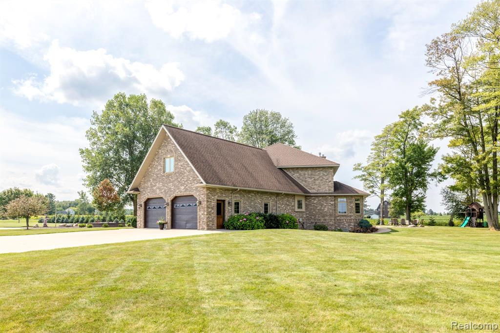 8371 Section Line Road - Photo 3